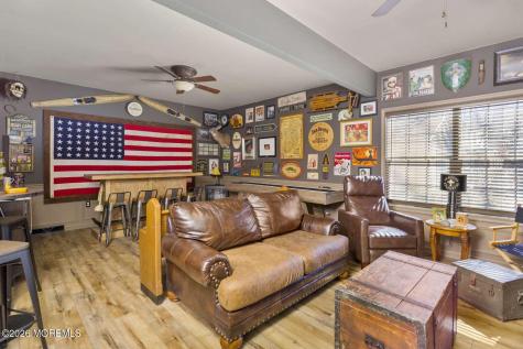 12 Oak Leaf Drive New Egypt NJ 08533