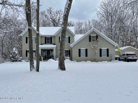 12 Oak Leaf Drive New Egypt NJ 08533