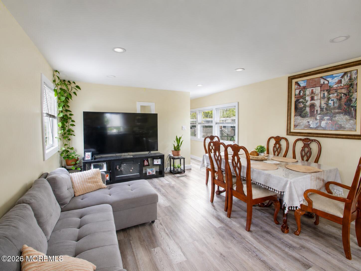 10 Misty Lane Jackson NJ 08527