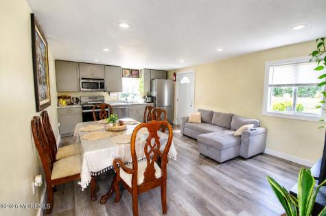 10 Misty Lane Jackson NJ 08527