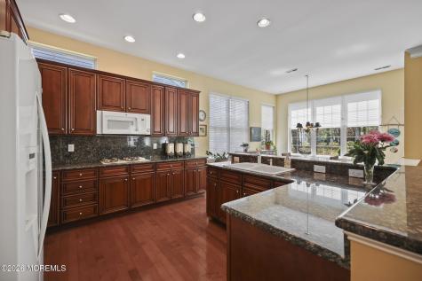 78 Oakmont Lane Jackson NJ 08527
