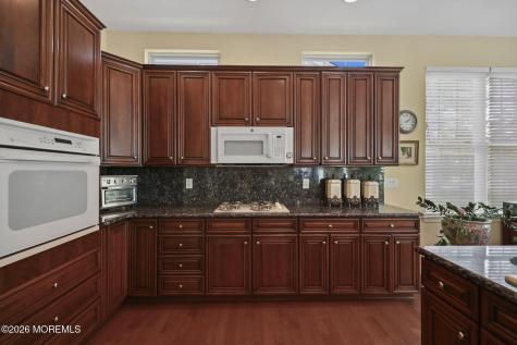 78 Oakmont Lane Jackson NJ 08527