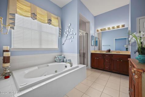 78 Oakmont Lane Jackson NJ 08527