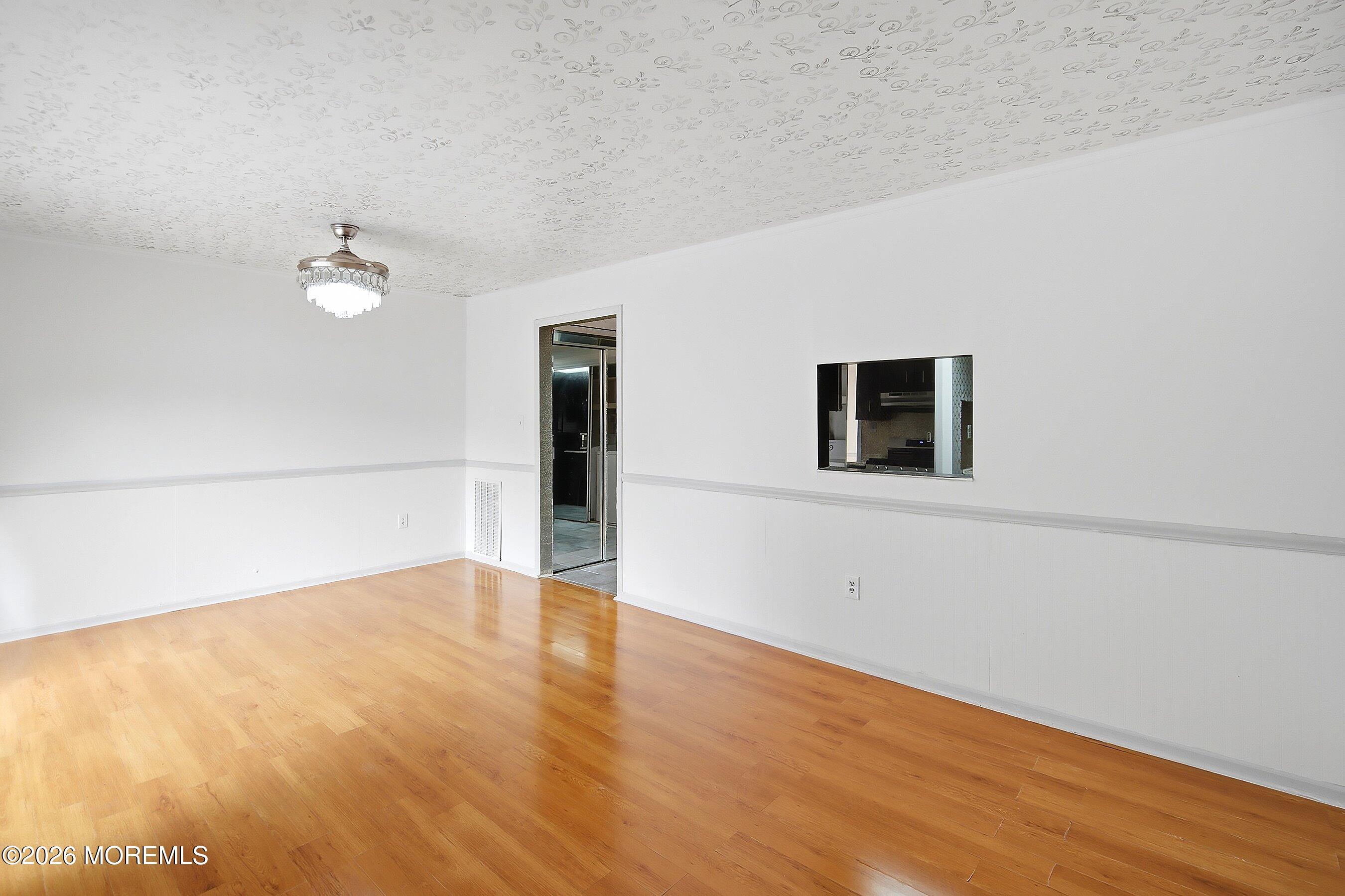56 Kingsley Way Freehold NJ 07728
