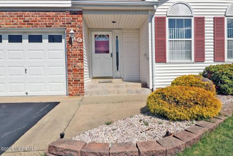 5 Tonbridge Court Toms River NJ 08757