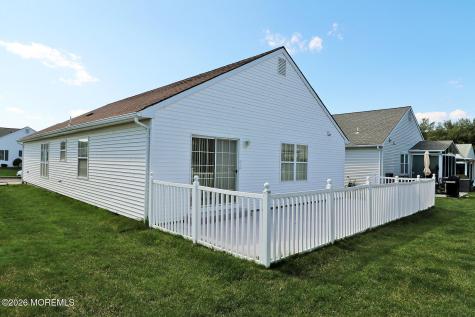 5 Tonbridge Court Toms River NJ 08757
