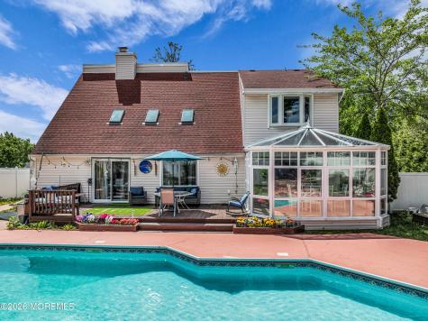 513 Ilexberry Lane Toms River NJ 08753