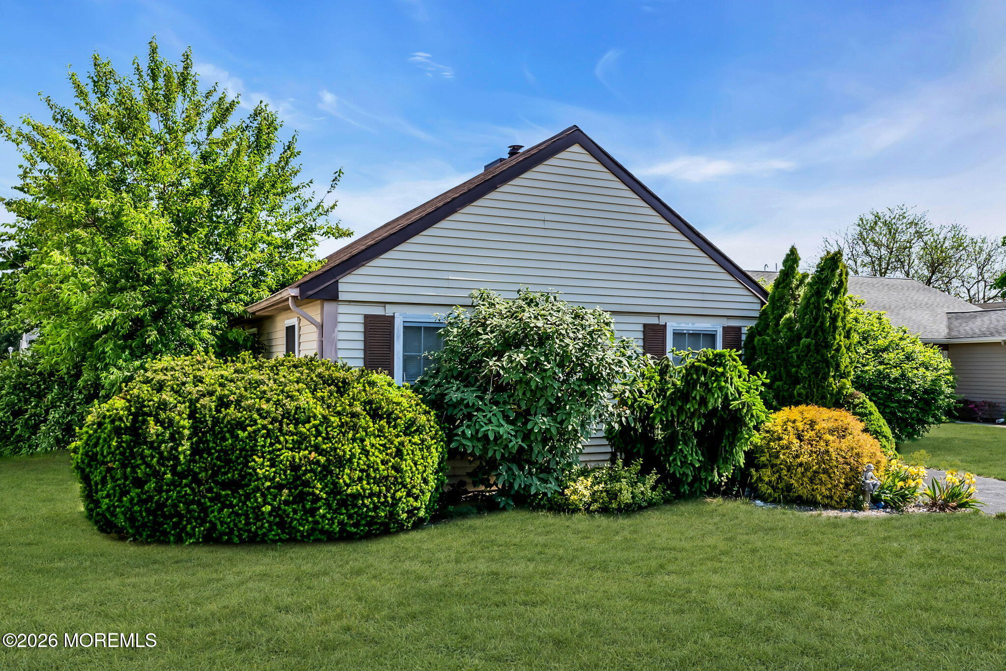 44 Buckingham Drive N Manchester NJ 08759
