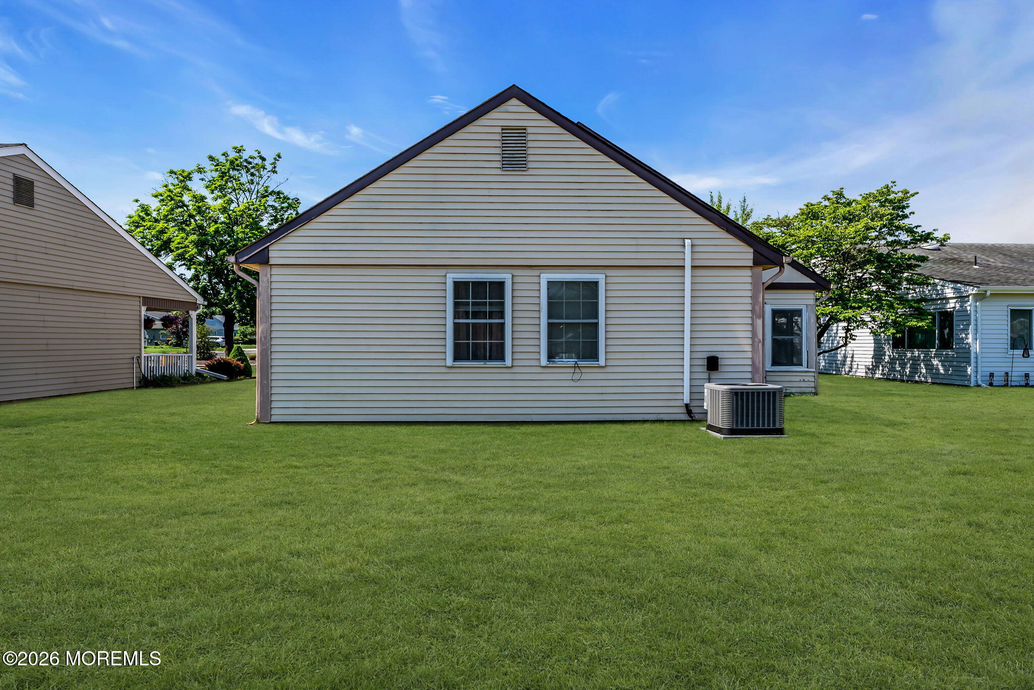 44 Buckingham Drive N Manchester NJ 08759