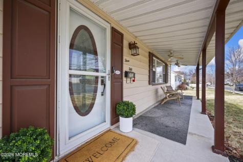 350 East Road Belford NJ 07718