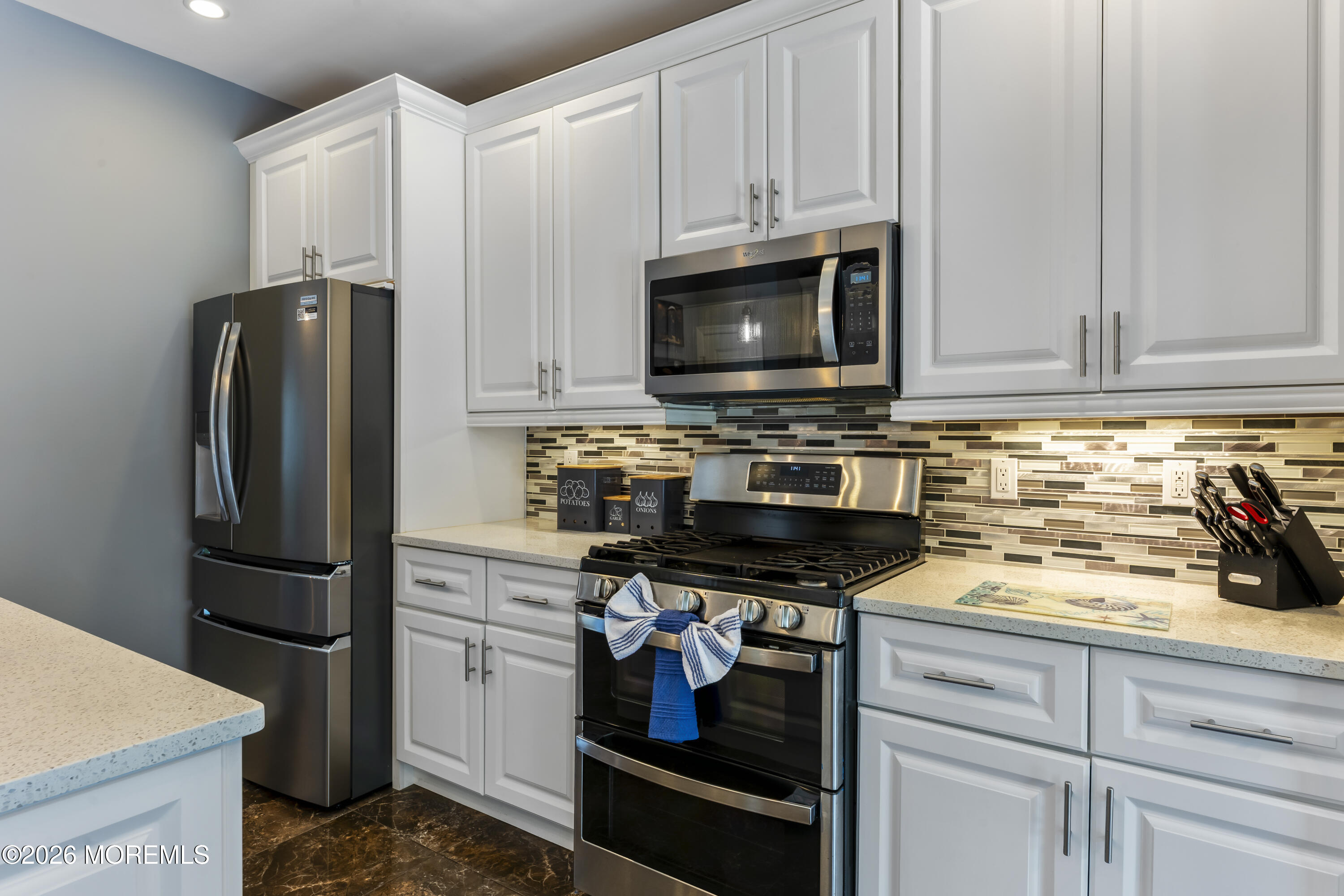 27 Pacific Avenue Bayville NJ 08721