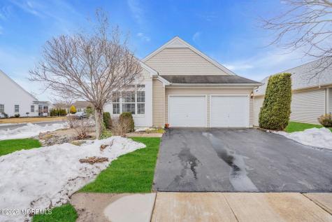 2 Chambord Court Manchester NJ 08759