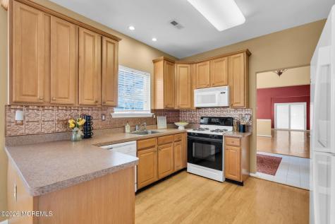 2 Chambord Court Manchester NJ 08759