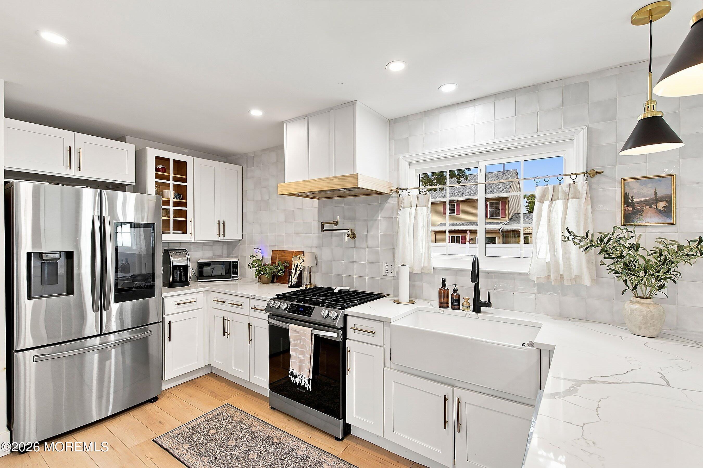 3 Redwood Terrace Hazlet NJ 07730