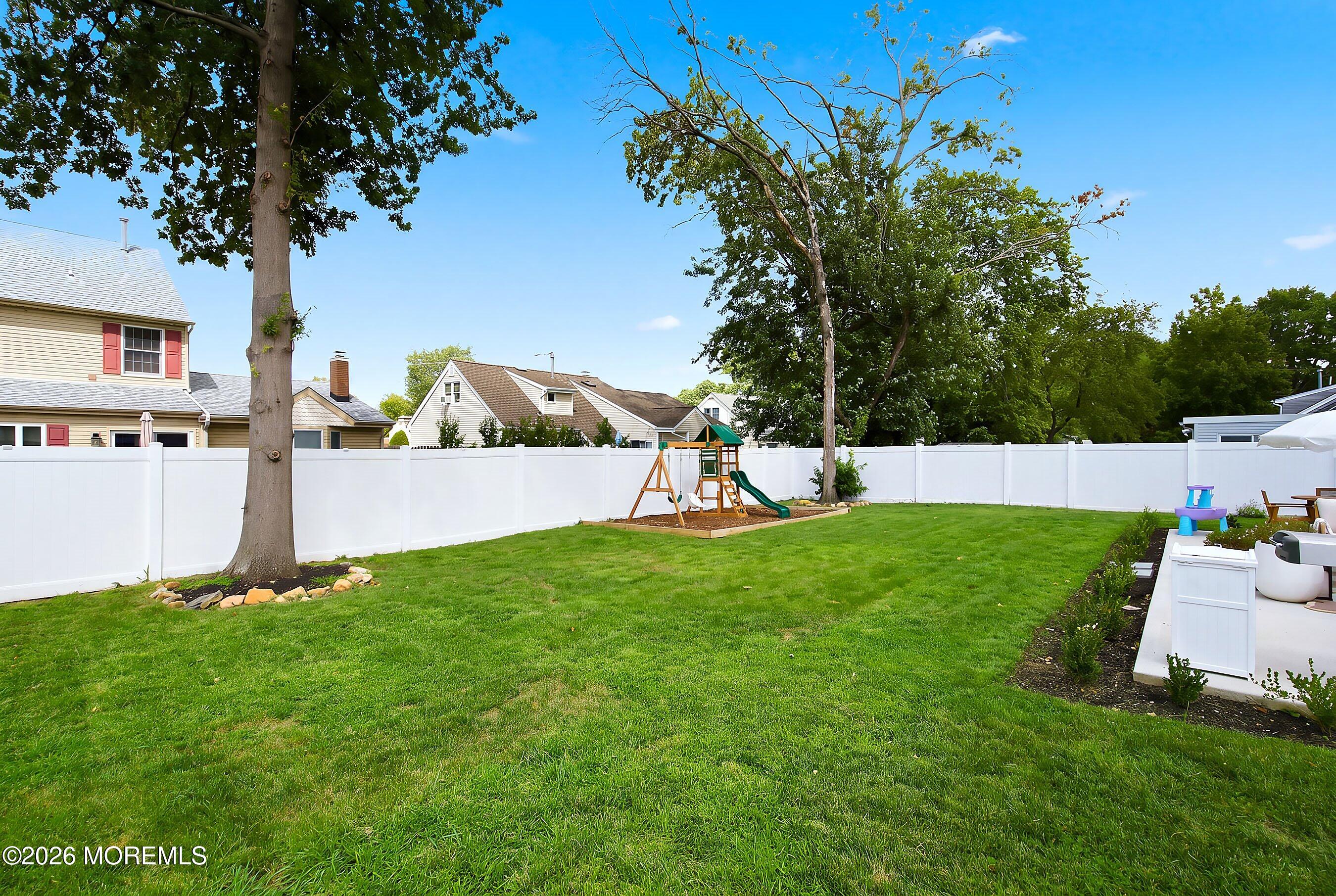 3 Redwood Terrace Hazlet NJ 07730