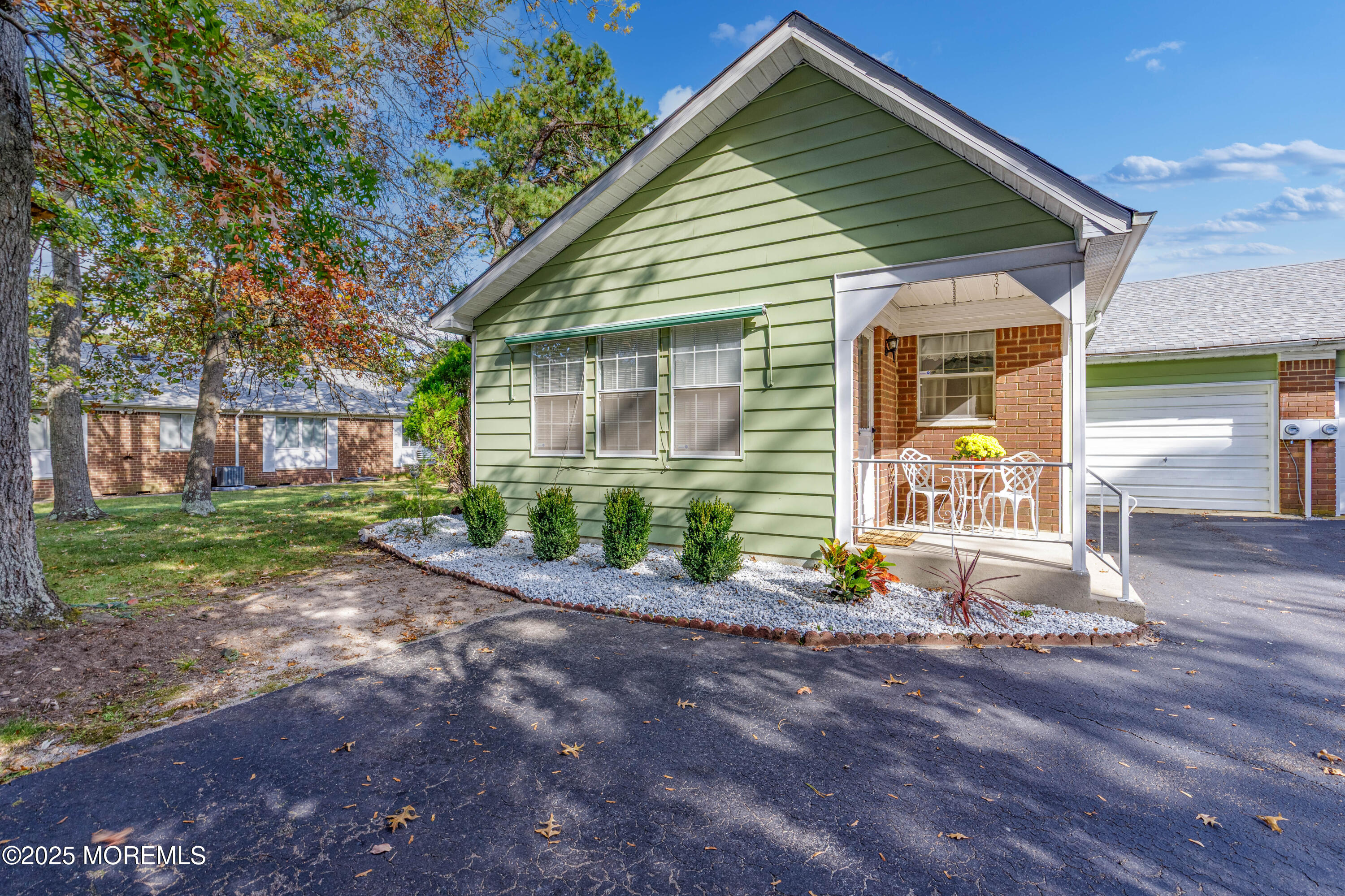 7 Lexington Drive Whiting NJ 08759