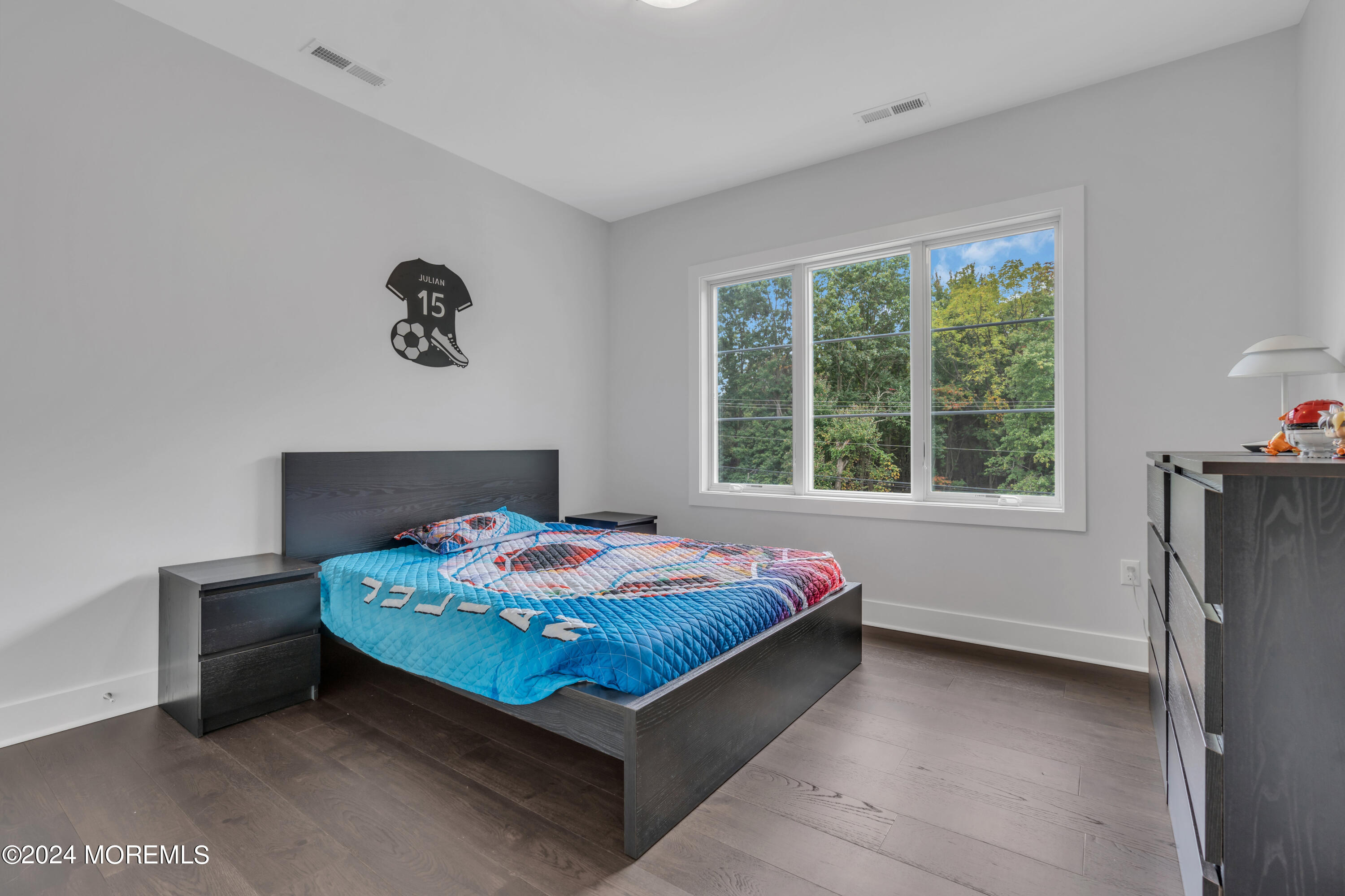 14 Falson Lane Morganville NJ 07751