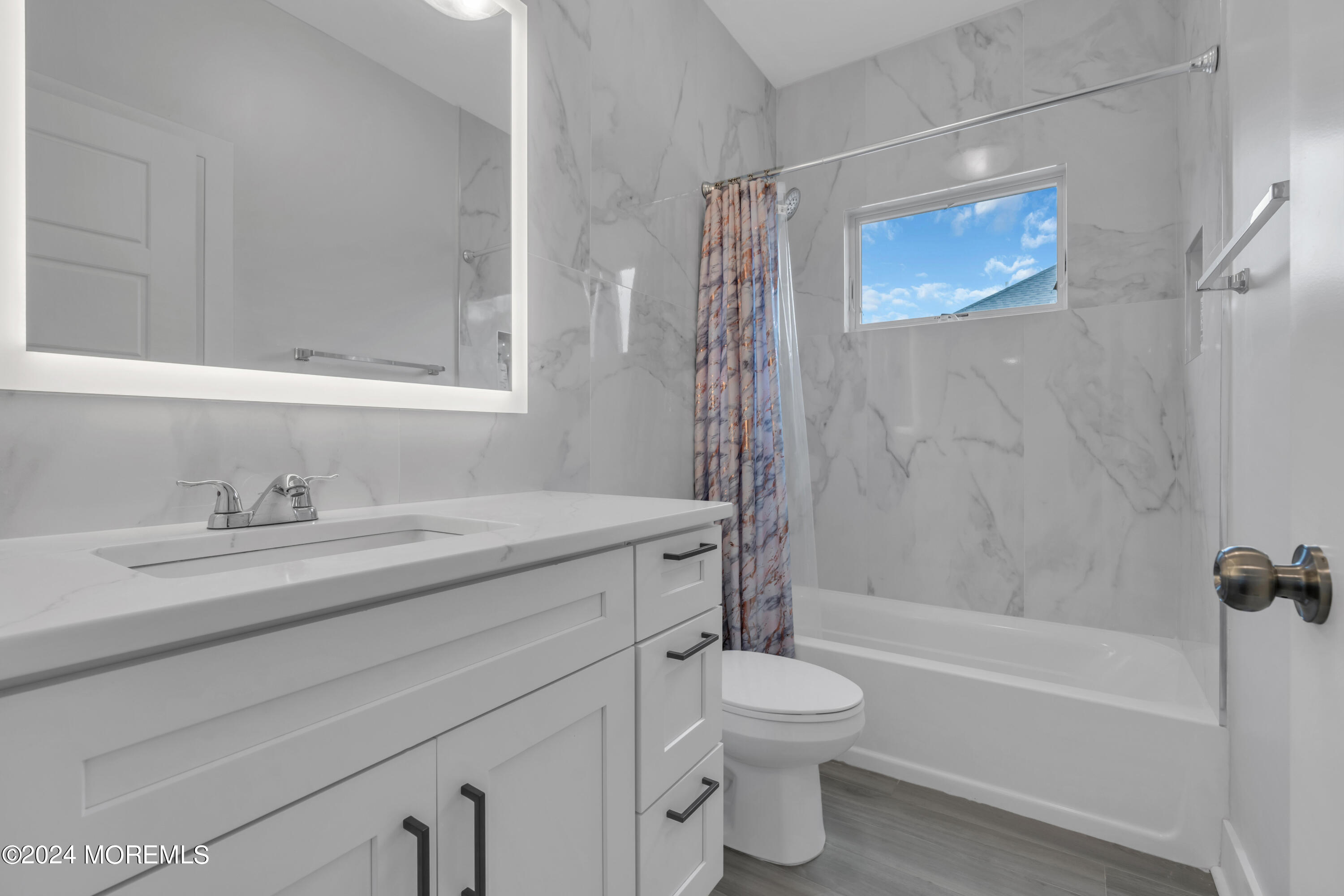 14 Falson Lane Morganville NJ 07751