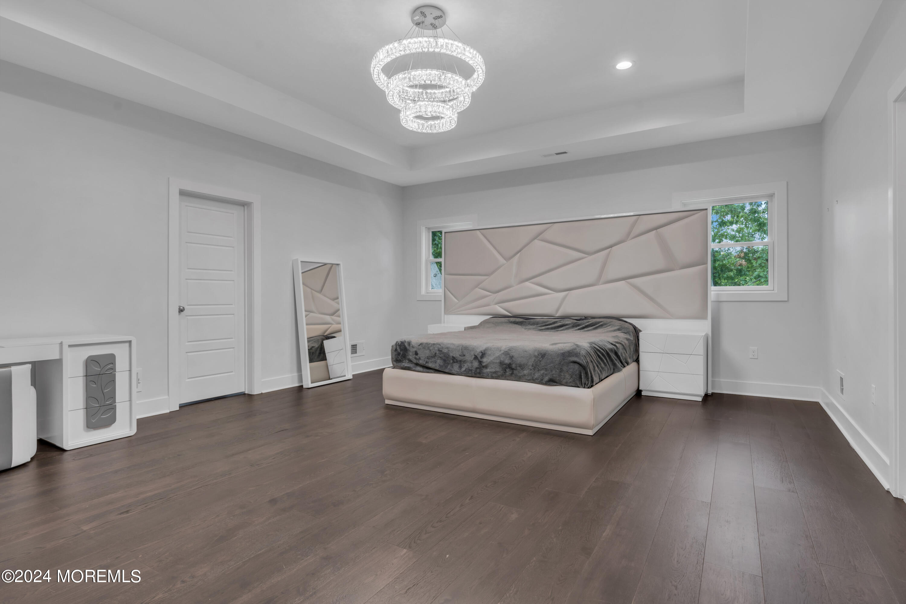 14 Falson Lane Morganville NJ 07751