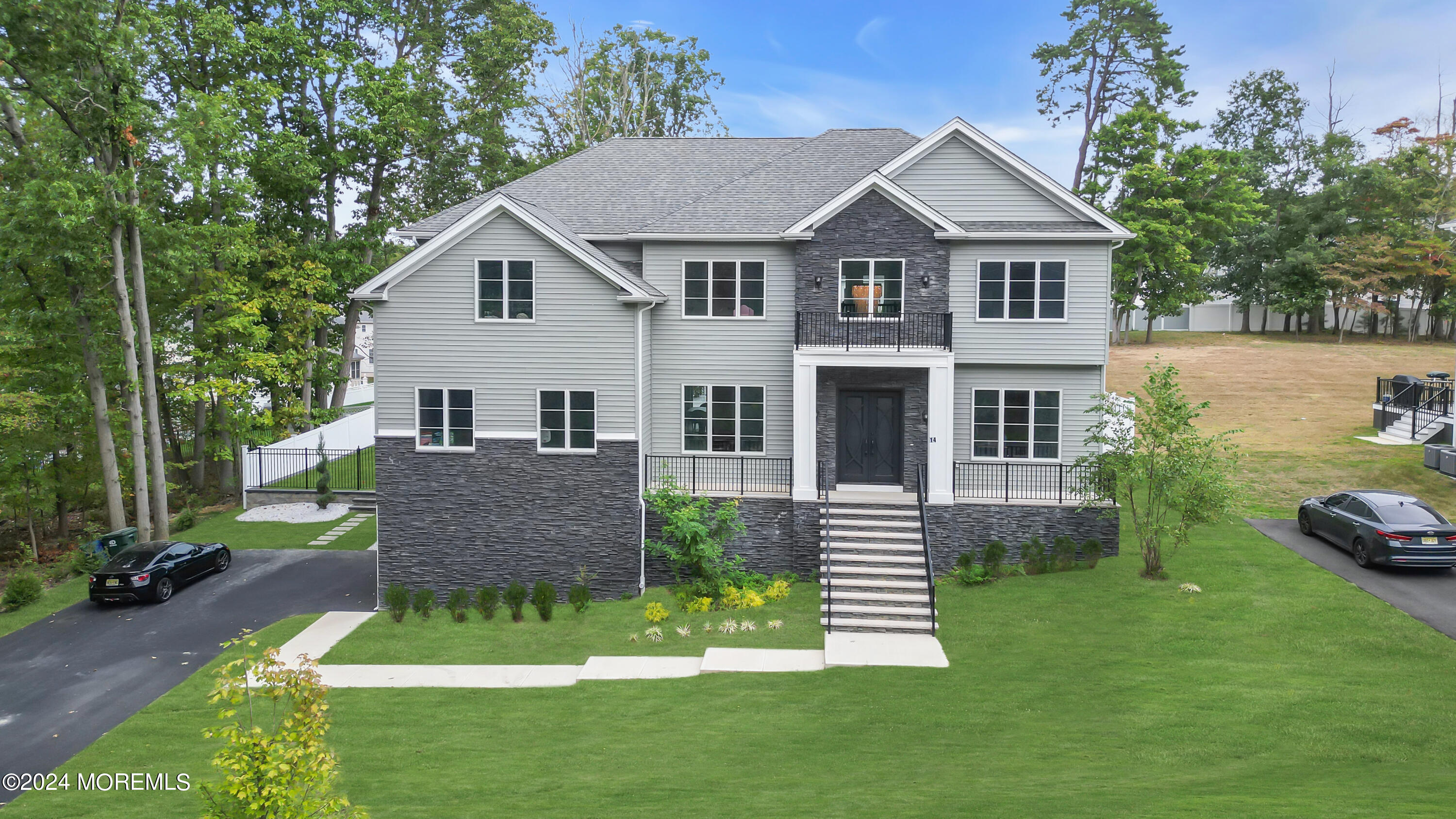 14 Falson Lane Morganville NJ 07751