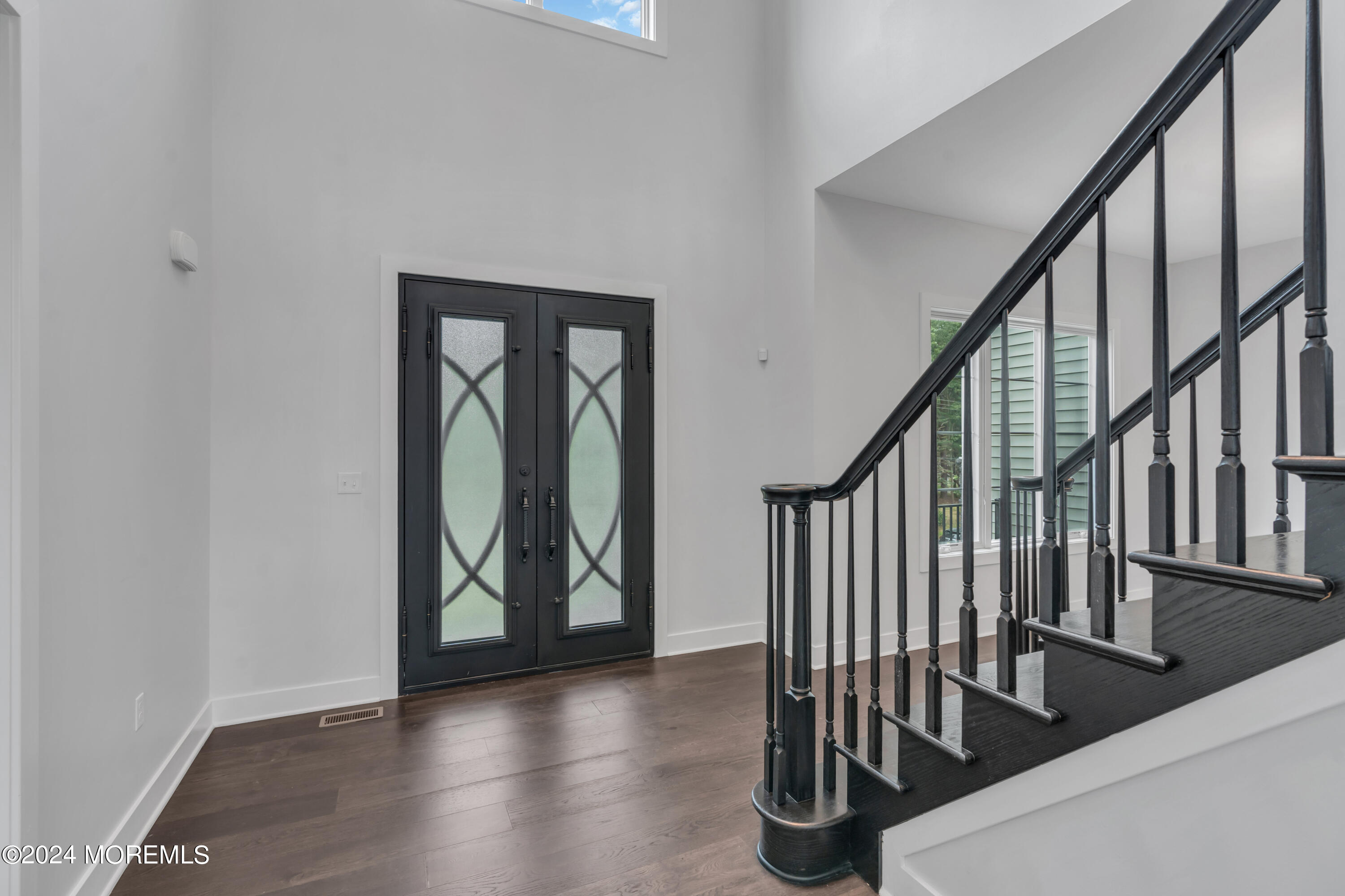 14 Falson Lane Morganville NJ 07751