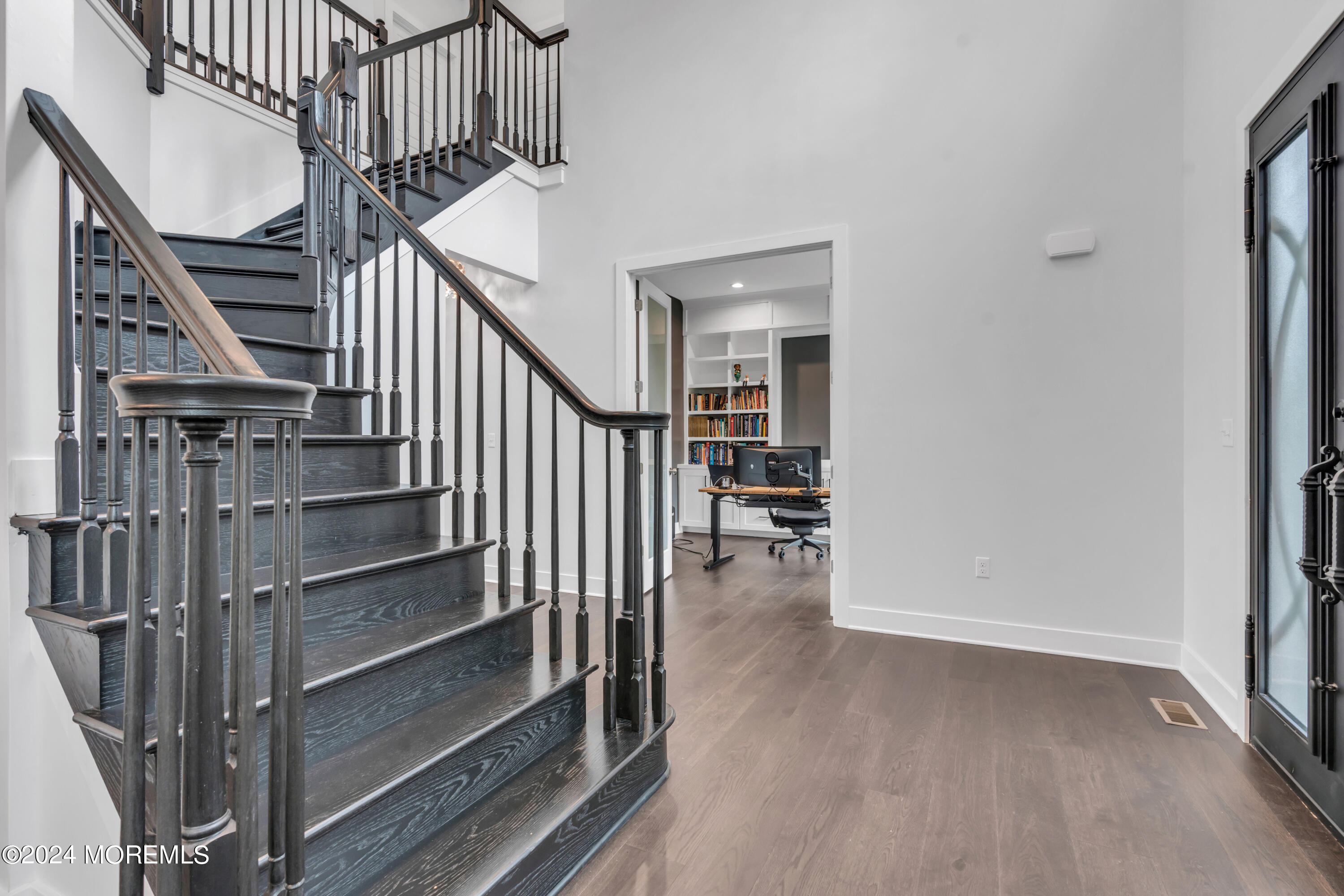 14 Falson Lane Morganville NJ 07751