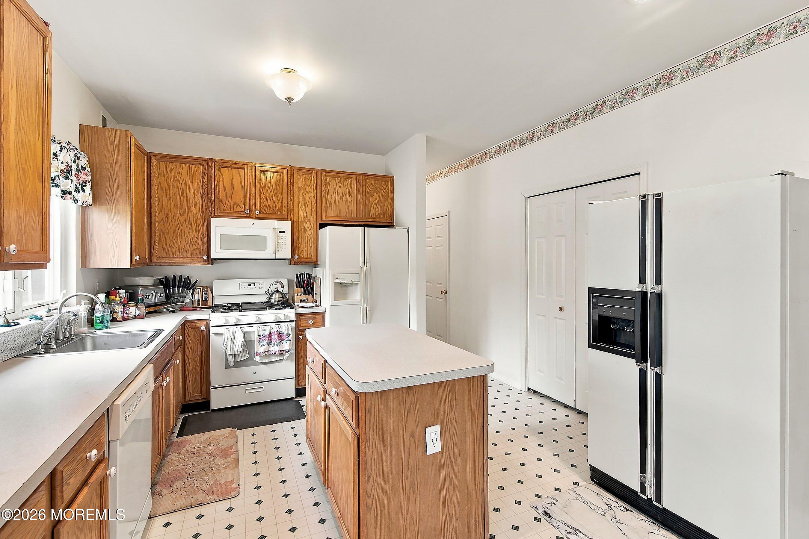 5 Mitchell Lane Jackson NJ 08527