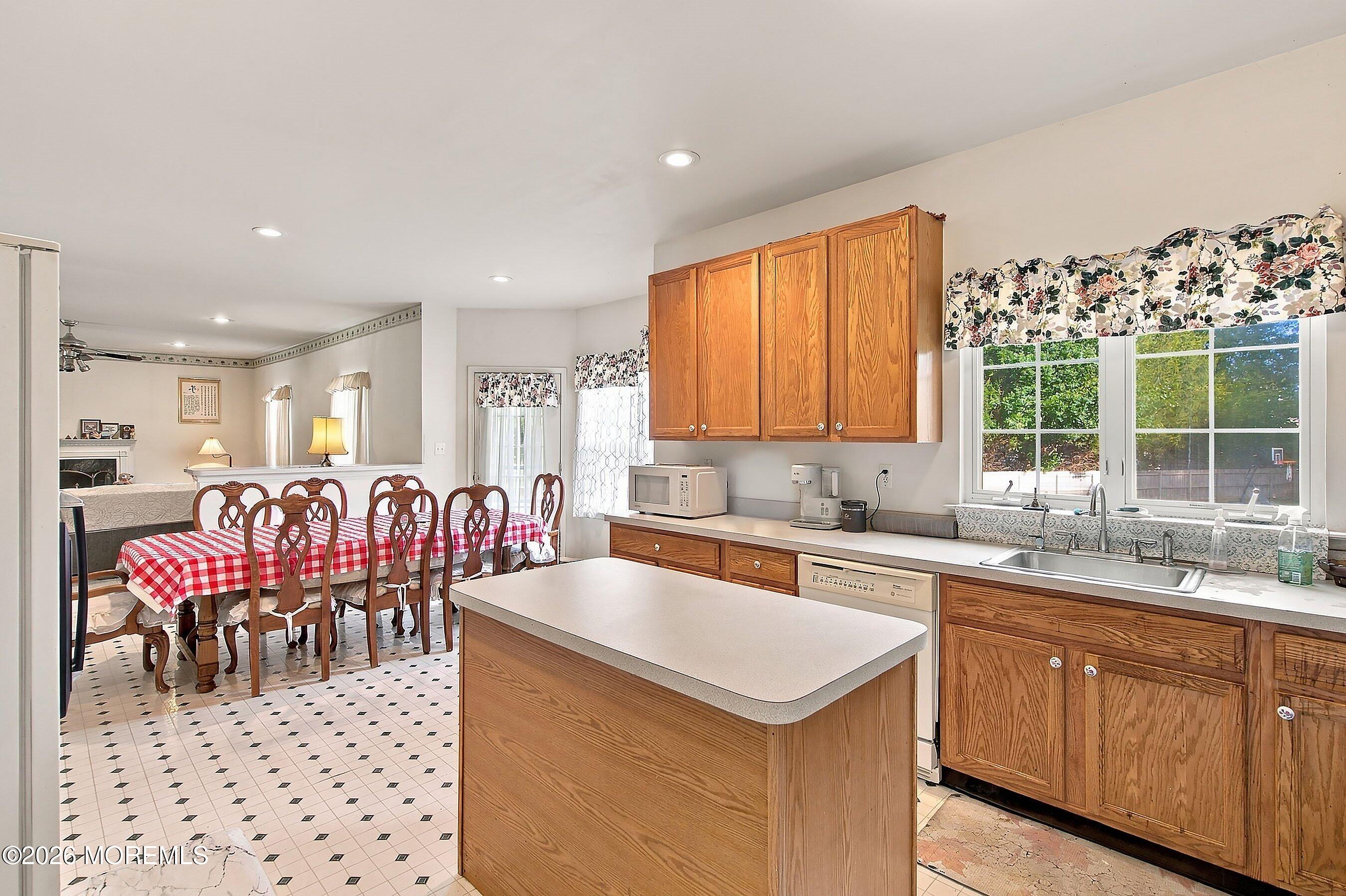 5 Mitchell Lane Jackson NJ 08527