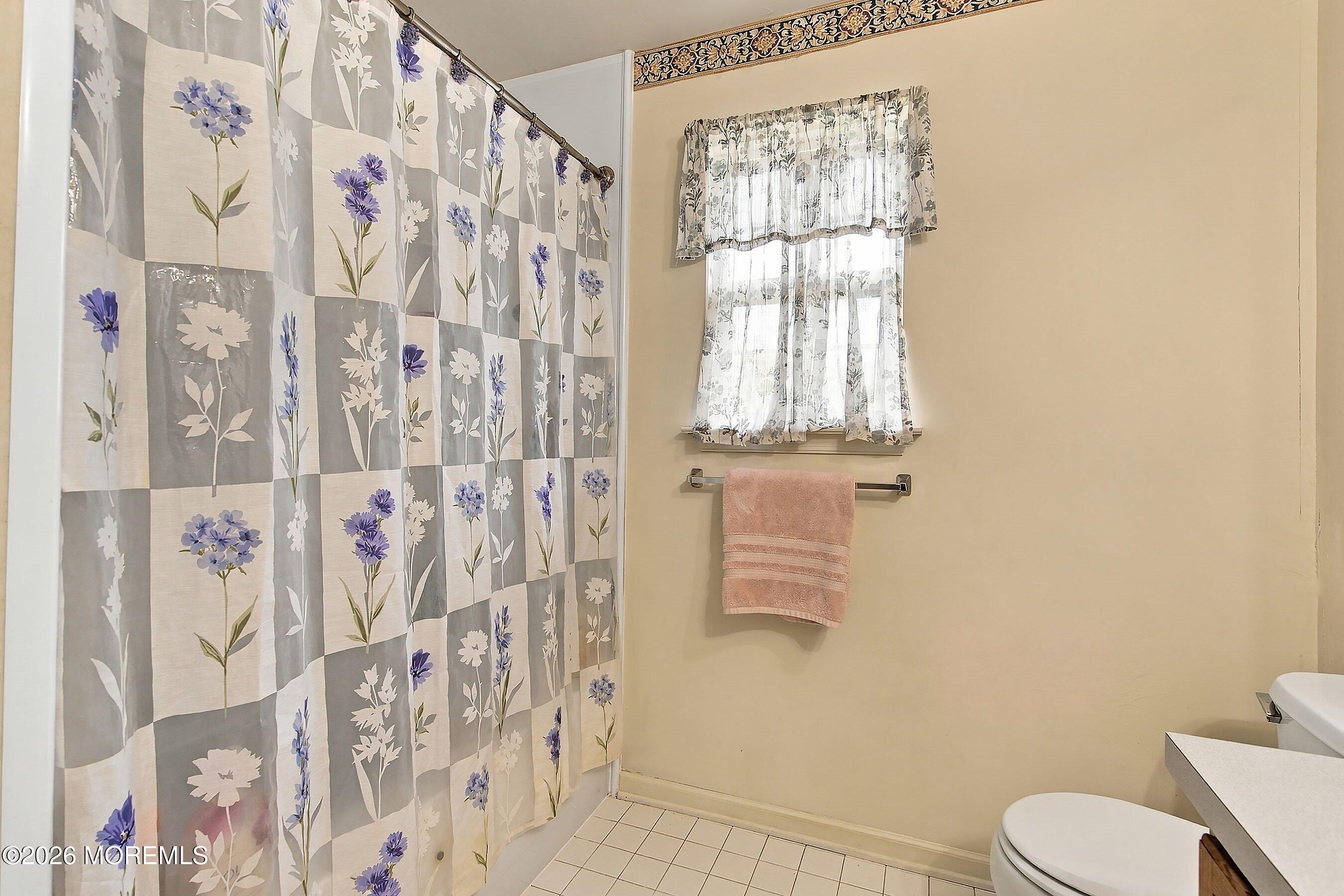 5 Mitchell Lane Jackson NJ 08527