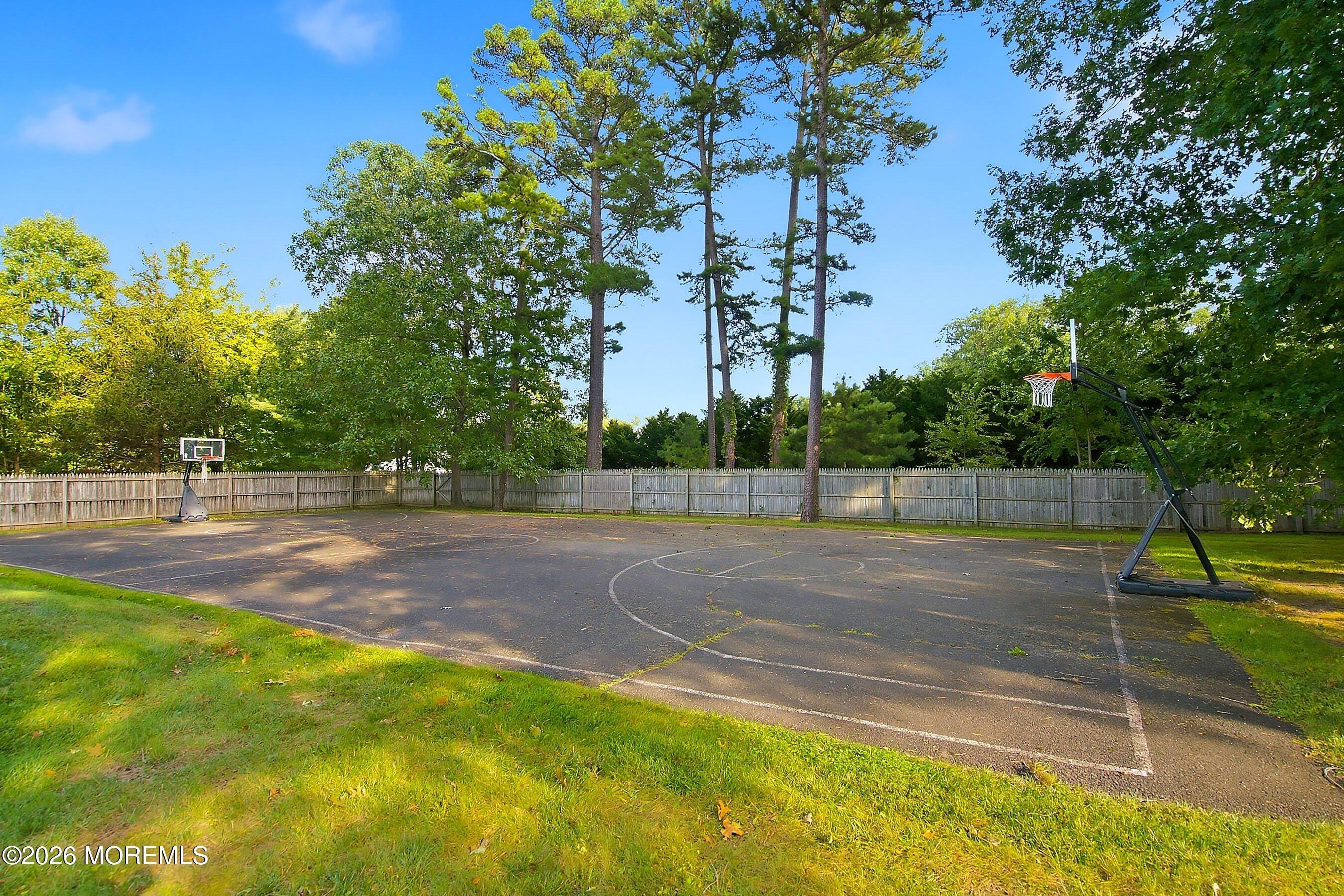 5 Mitchell Lane Jackson NJ 08527