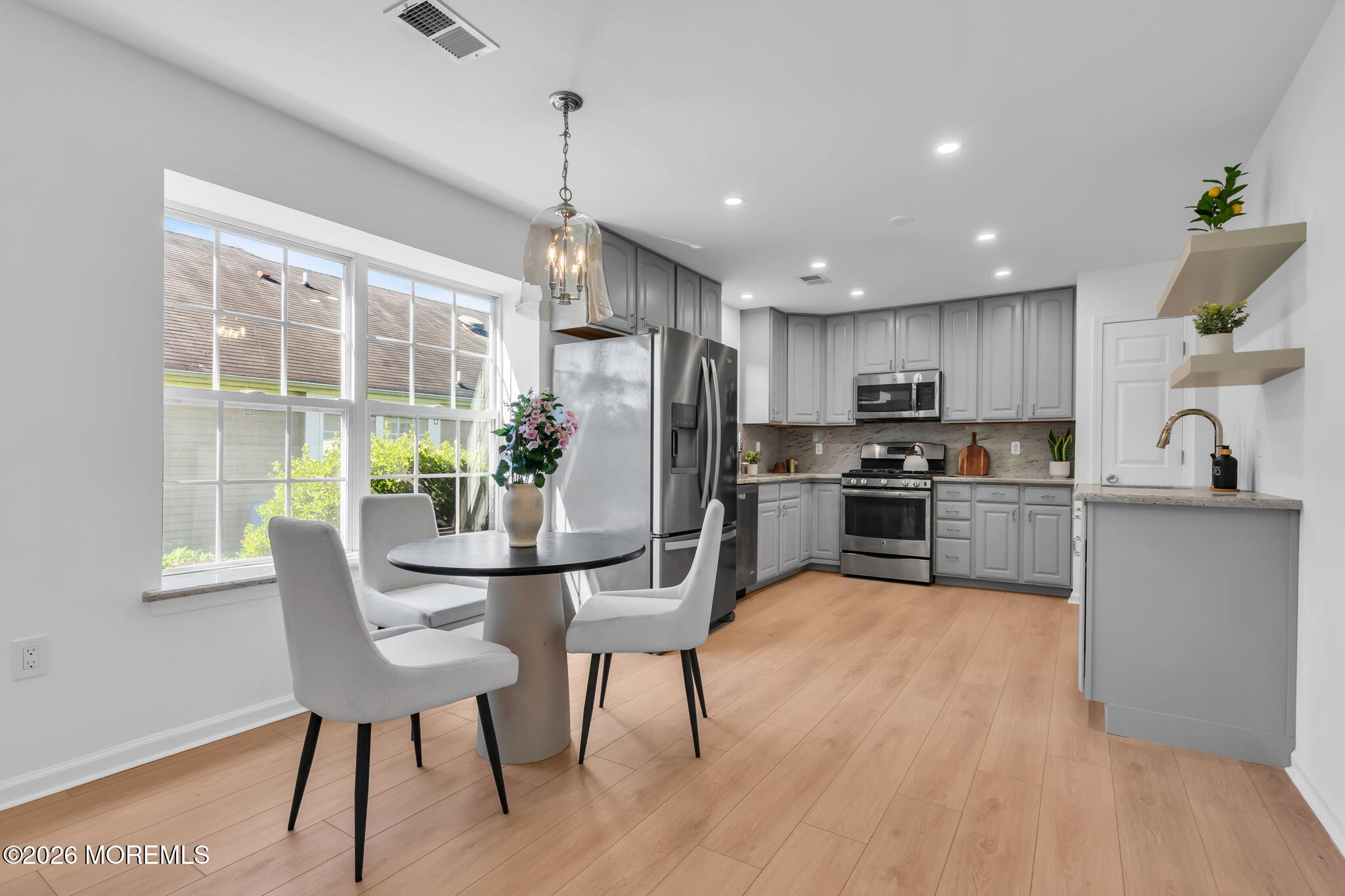 11 Ivy Hill Road Lakewood NJ 08701