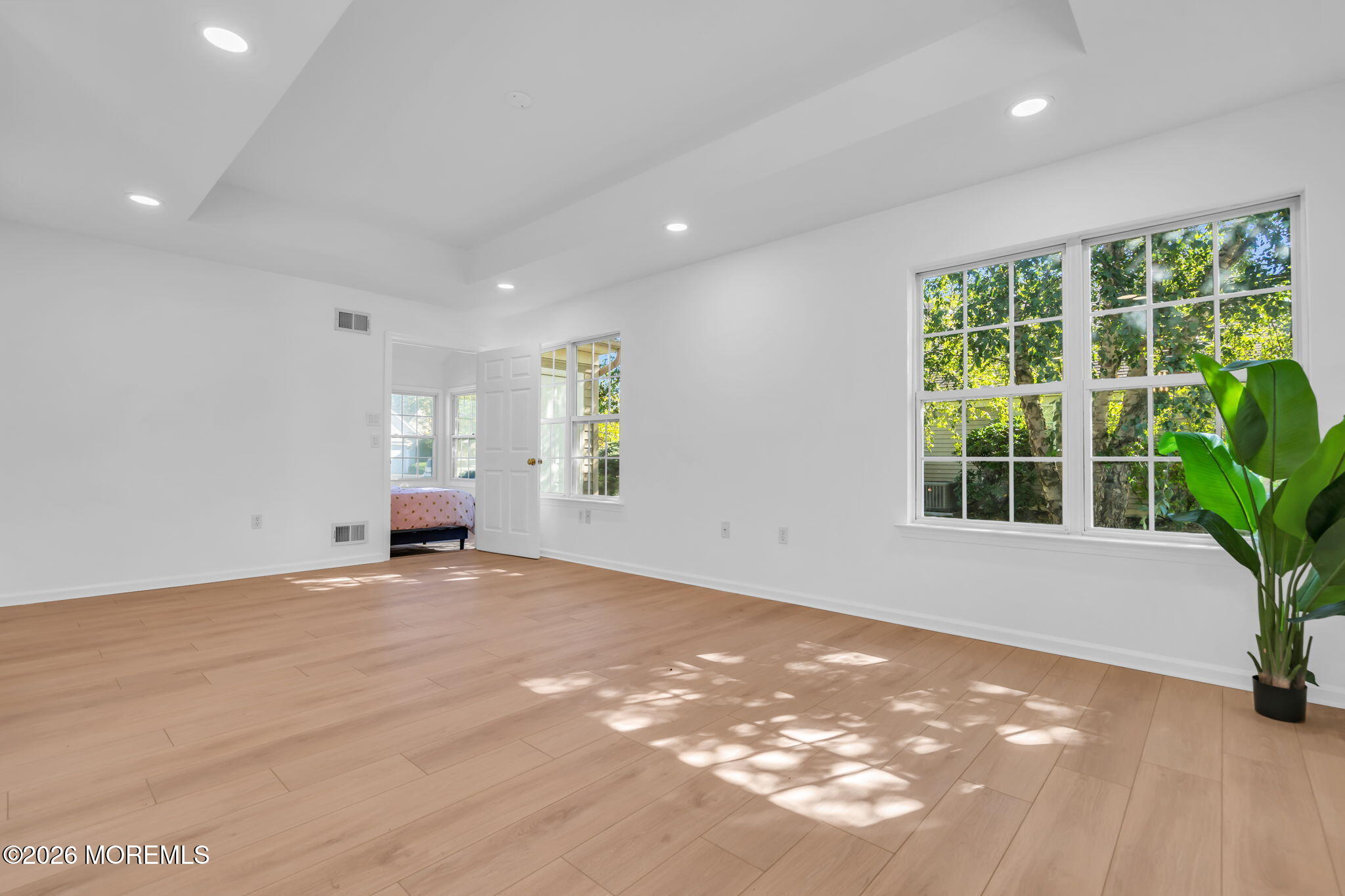 11 Ivy Hill Road Lakewood NJ 08701