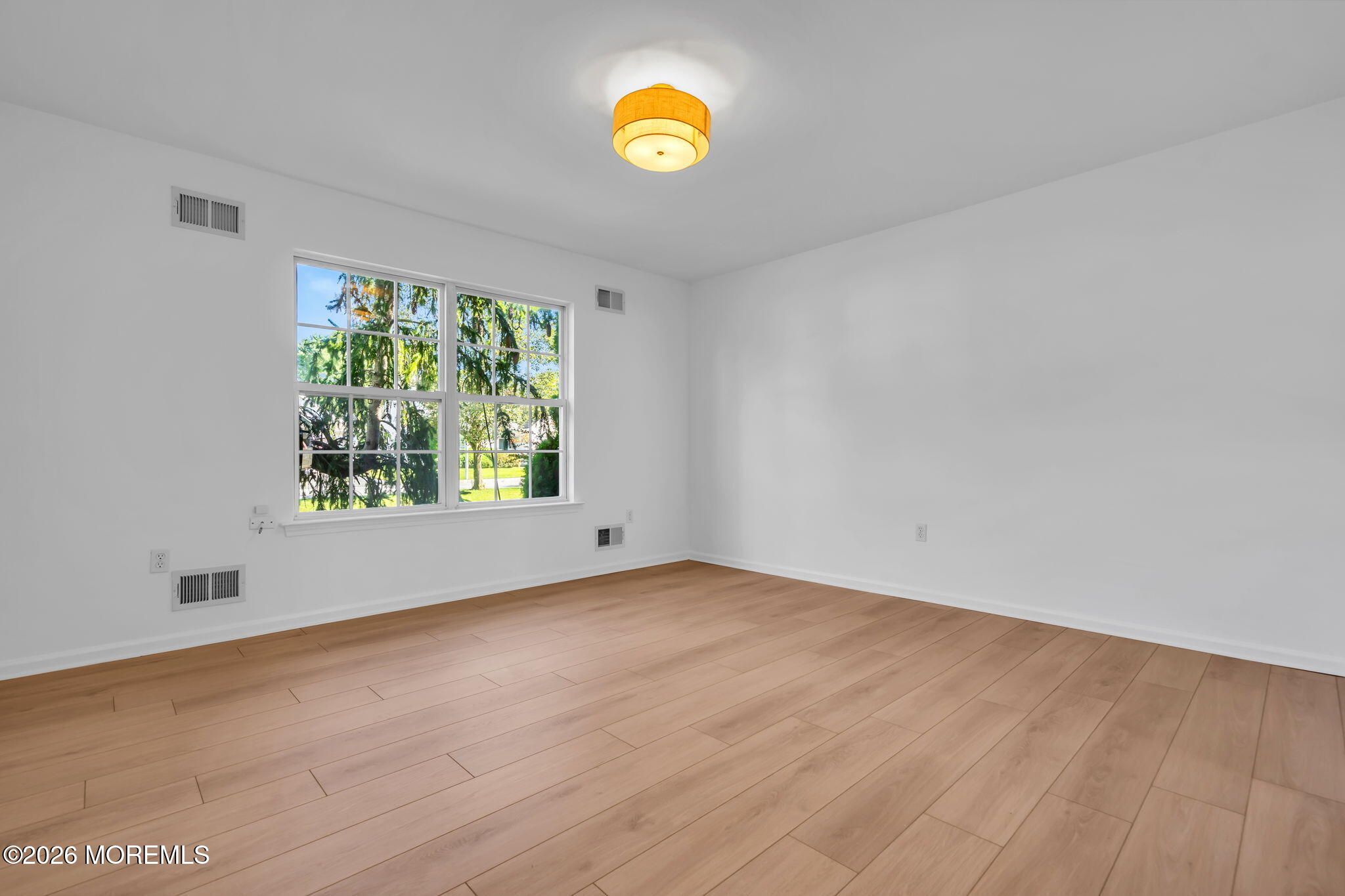 11 Ivy Hill Road Lakewood NJ 08701