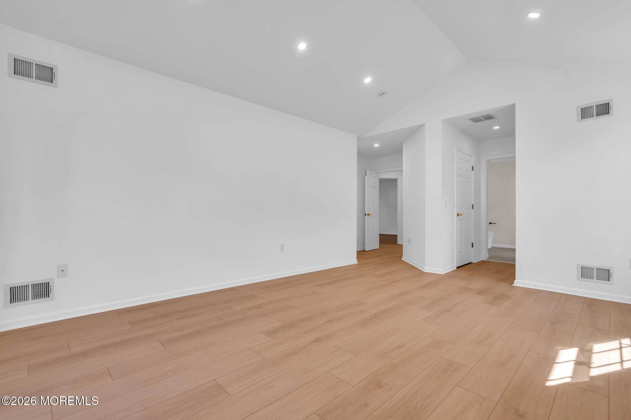 11 Ivy Hill Road Lakewood NJ 08701