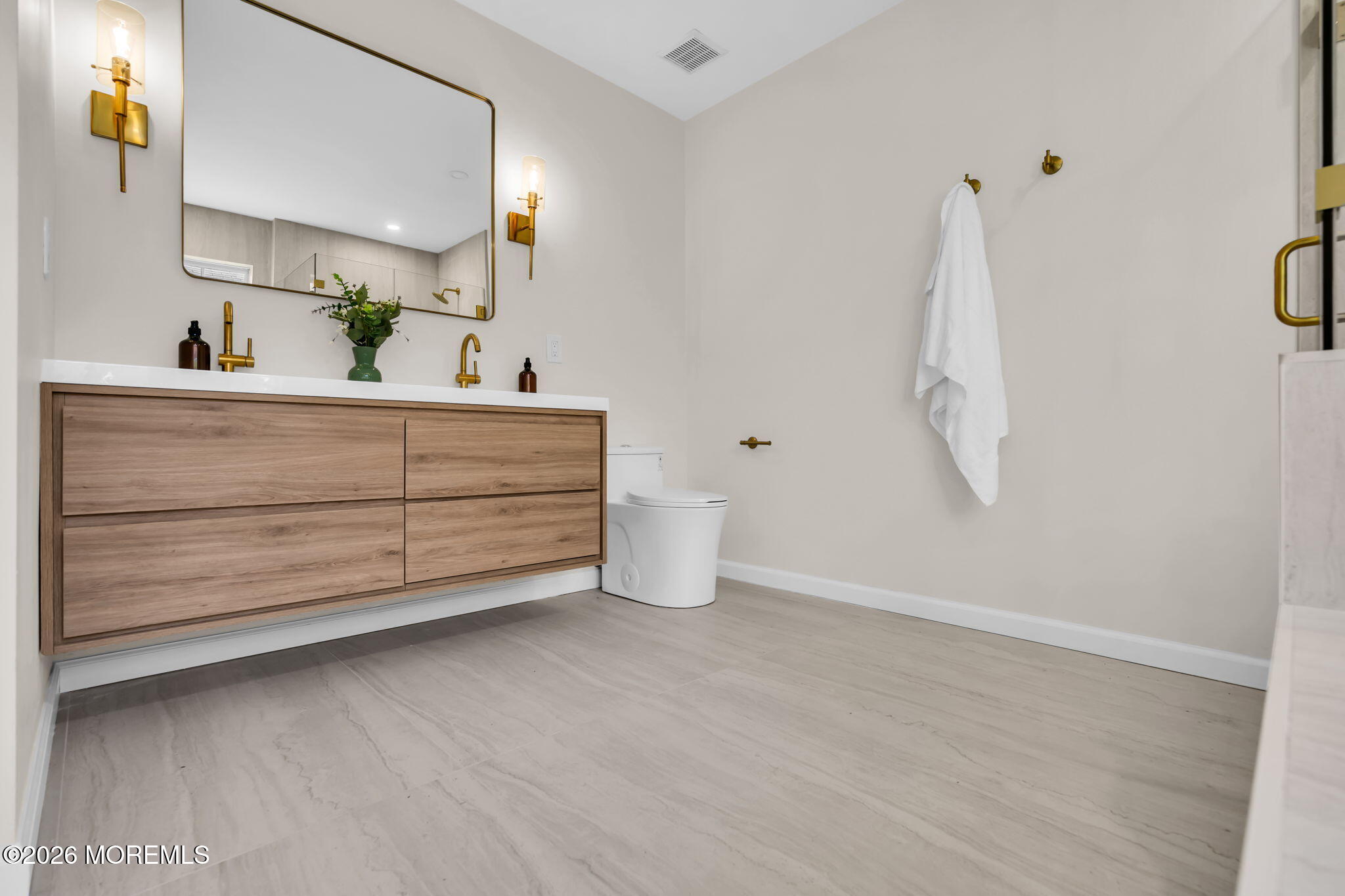 11 Ivy Hill Road Lakewood NJ 08701