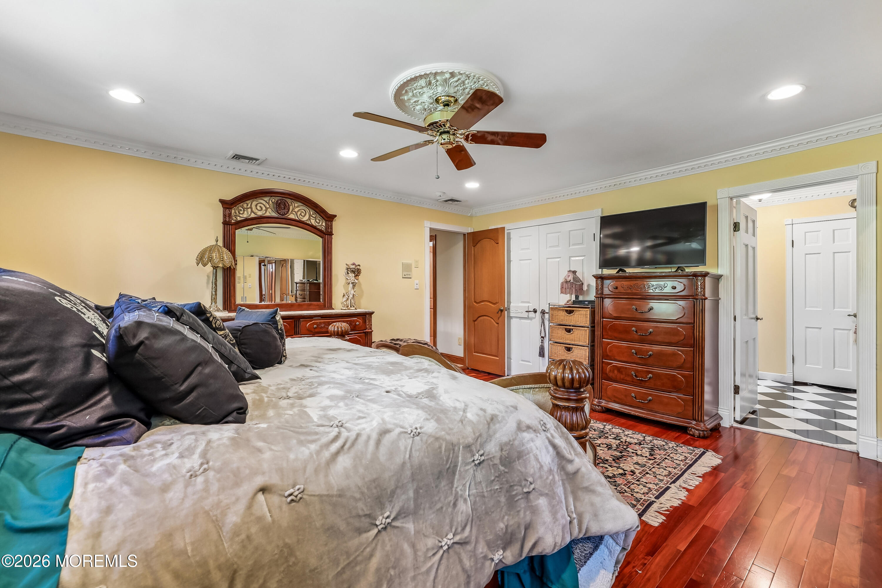827 Holmdel Road Holmdel NJ 07733