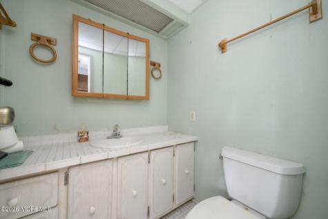 48 Beaver Avenue Whiting NJ 08759