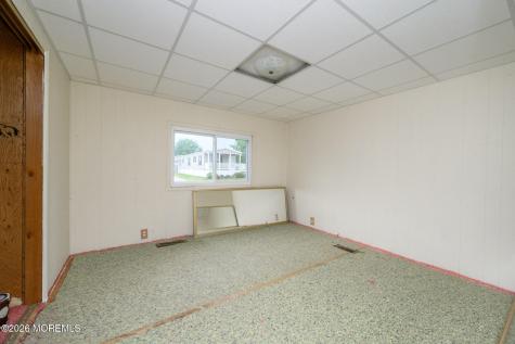 48 Beaver Avenue Whiting NJ 08759