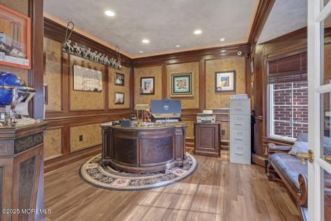 176 Oakland Mills Road Manalapan NJ 07726