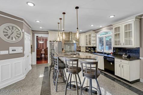 176 Oakland Mills Road Manalapan NJ 07726