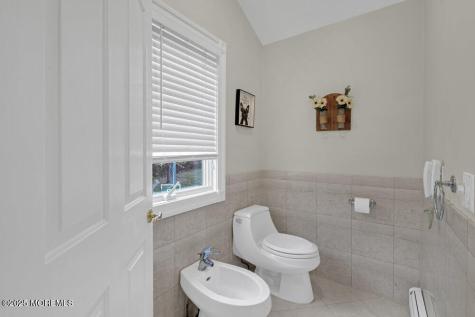 176 Oakland Mills Road Manalapan NJ 07726
