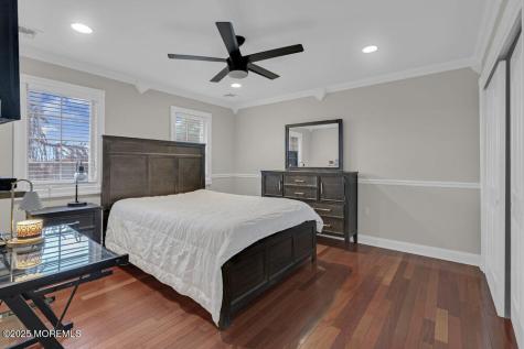 176 Oakland Mills Road Manalapan NJ 07726