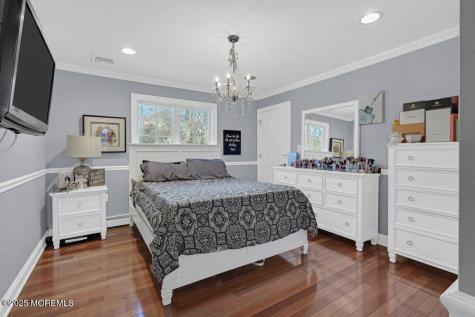 176 Oakland Mills Road Manalapan NJ 07726