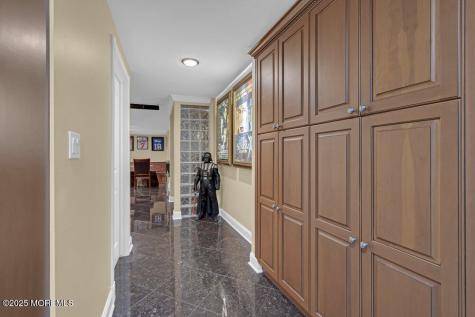 176 Oakland Mills Road Manalapan NJ 07726