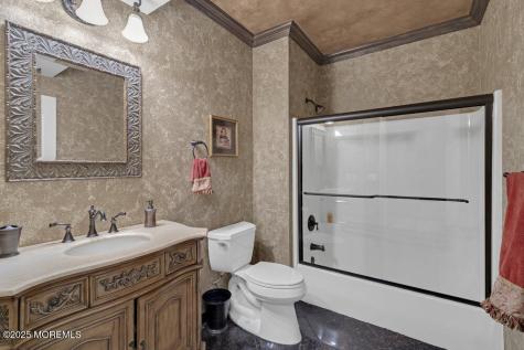 176 Oakland Mills Road Manalapan NJ 07726