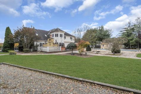 176 Oakland Mills Road Manalapan NJ 07726
