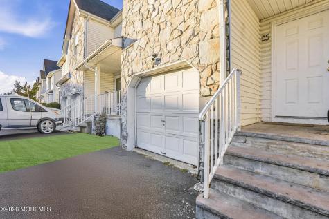 35 N Crest Place Lakewood NJ 08701