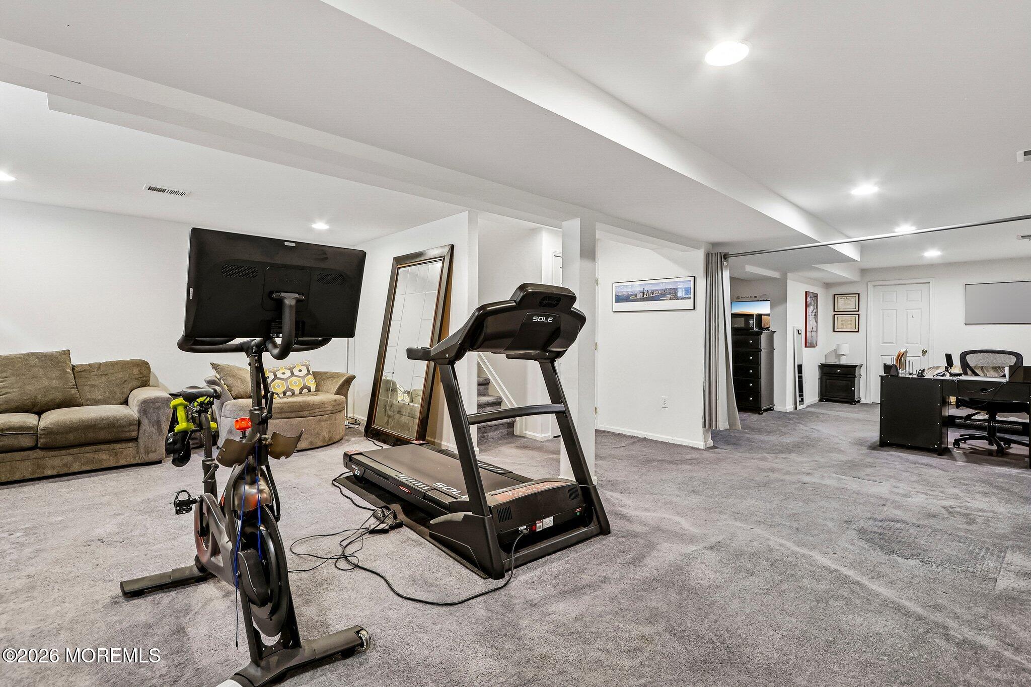 77 Deepwater Circle Manalapan NJ 07726