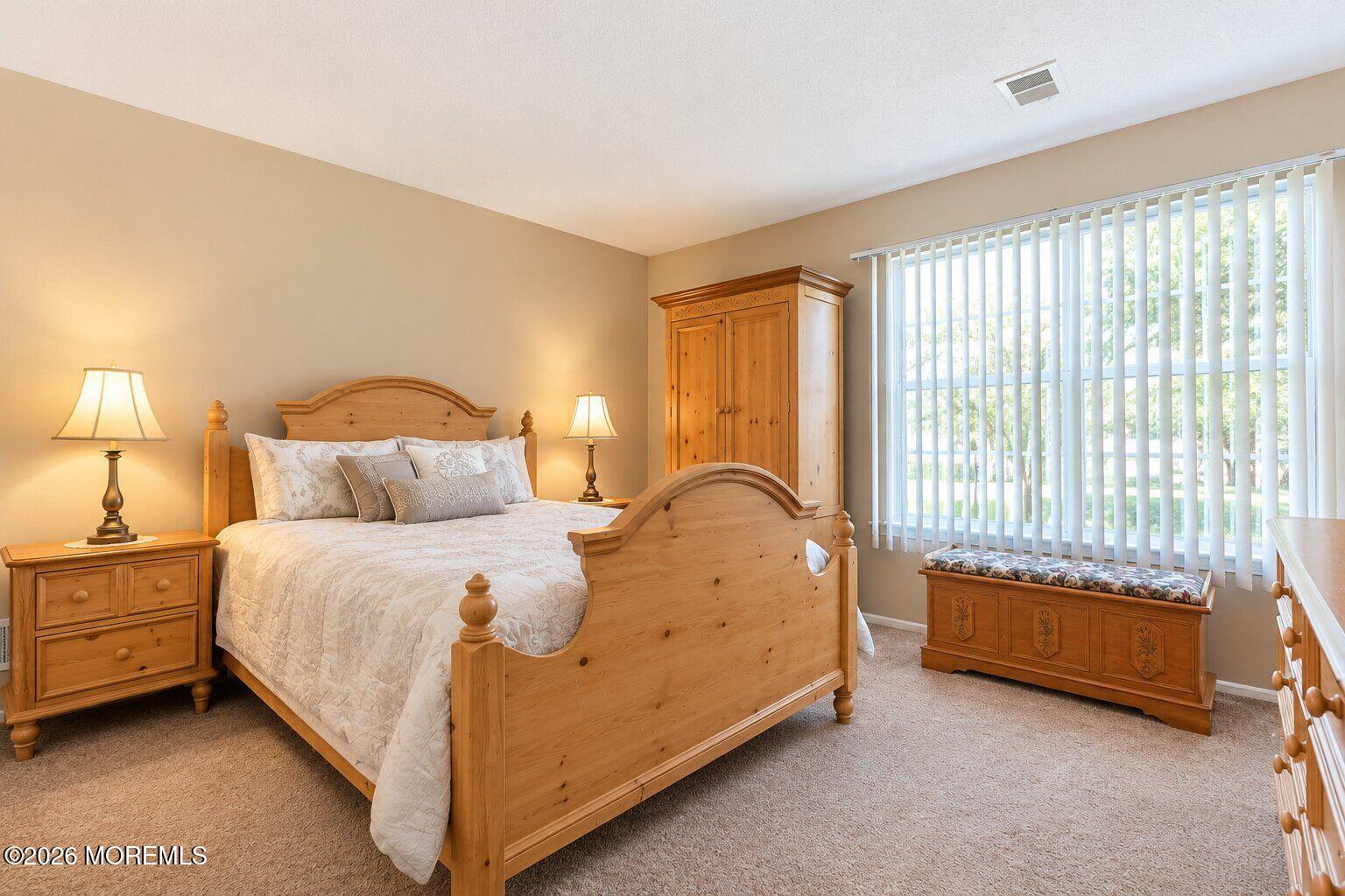 121 Farnworth Close Freehold NJ 07728
