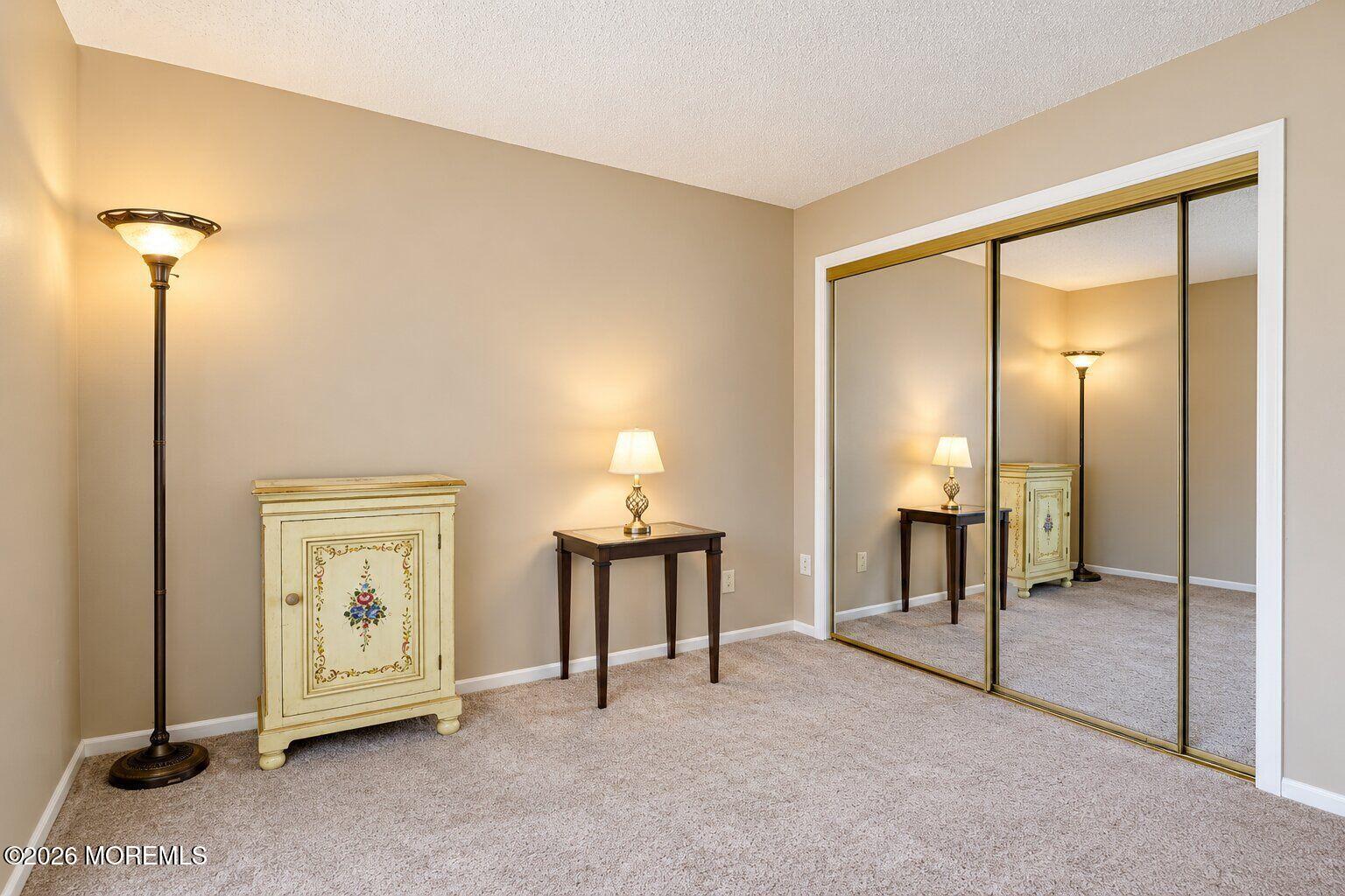 121 Farnworth Close Freehold NJ 07728